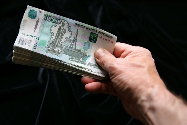An increase in pensions of 1000 rubles for all pensioners every month in 2020